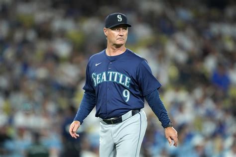 Scott Servais fired as Mariners manager and replaced by Dan .